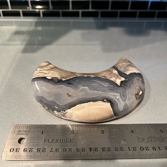 Volcanic Agate Moon Sculpture - Picture 7 of 7